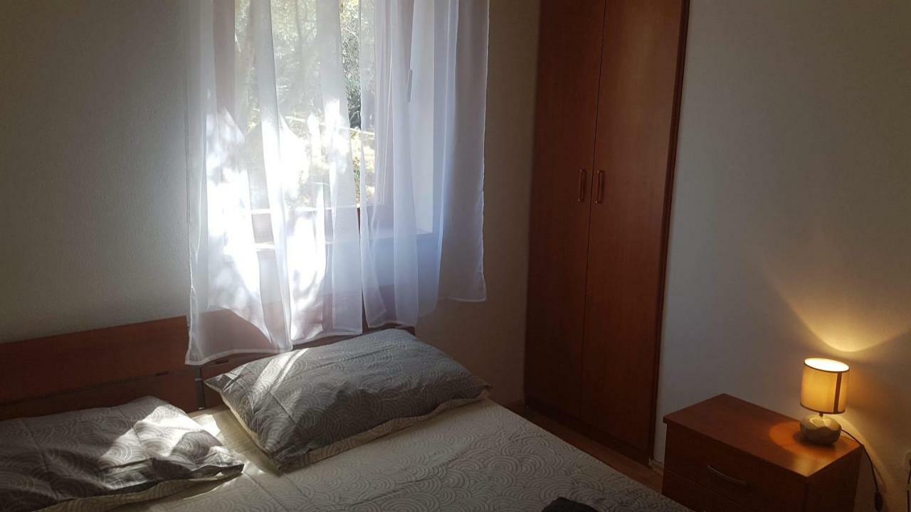Apartment Zeljka Nerezine Exteriör bild